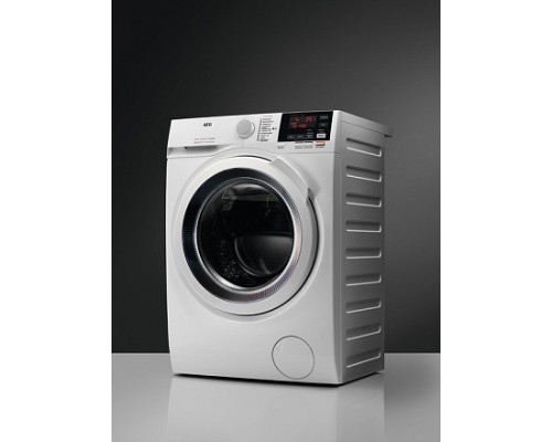 Стиральная машина AEG L7WBA60680