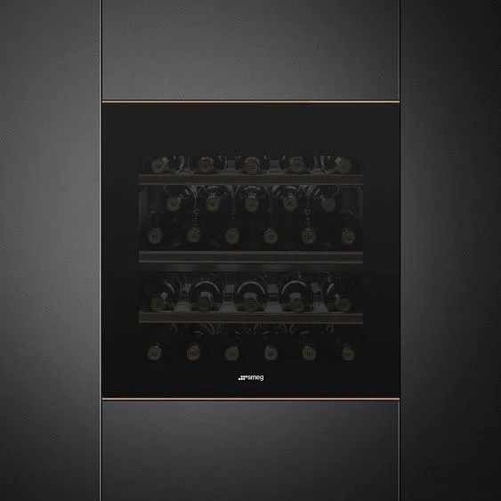 Холодильный шкаф для вина Smeg CVI629NR3
