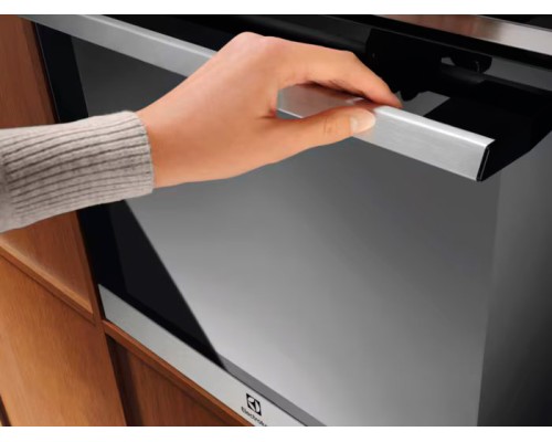 Духовой шкаф Electrolux LOE8P39X