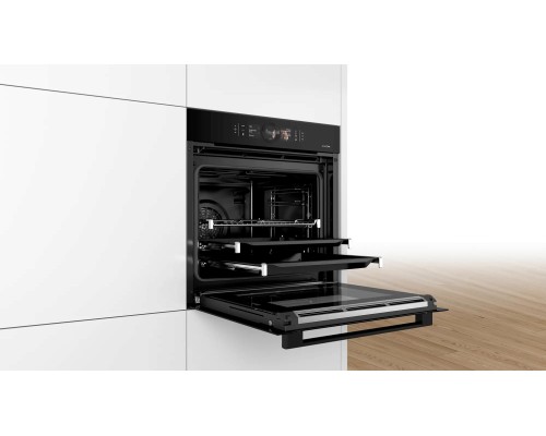 Духовой шкаф Bosch HRG8769C7