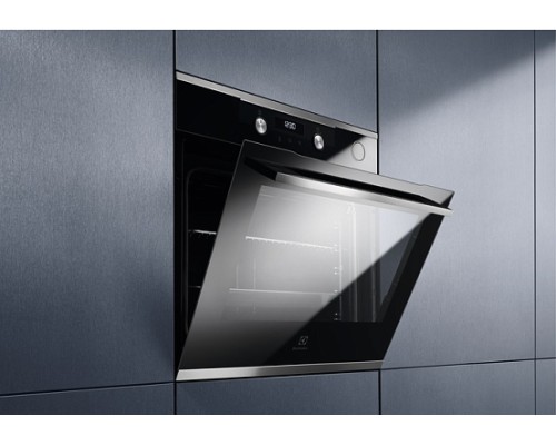 Духовой шкаф Electrolux OKC6H41X