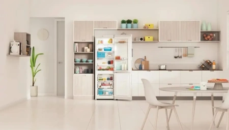 Холодильник INDESIT ITR 4180 W
