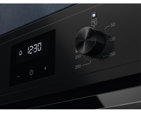 Электрический духовой шкаф Electrolux EOF3C50H