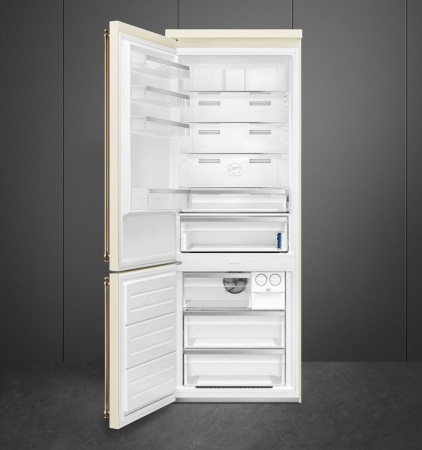 Холодильник Smeg FA8005LPO5