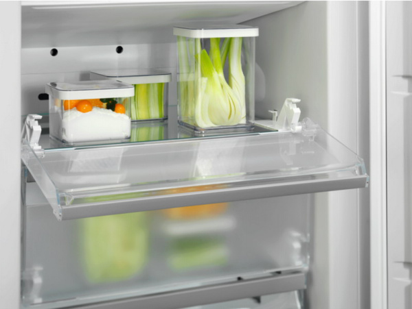 Встраиваемая морозильная камера Electrolux KUN7NE18S