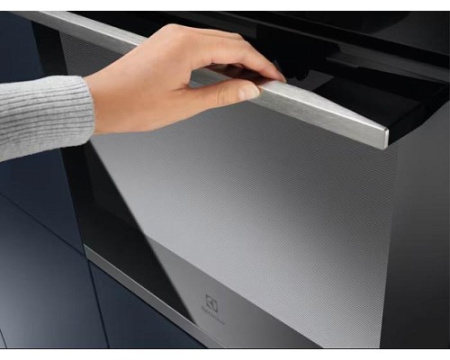 Духовой шкаф Electrolux KOCBP39WX