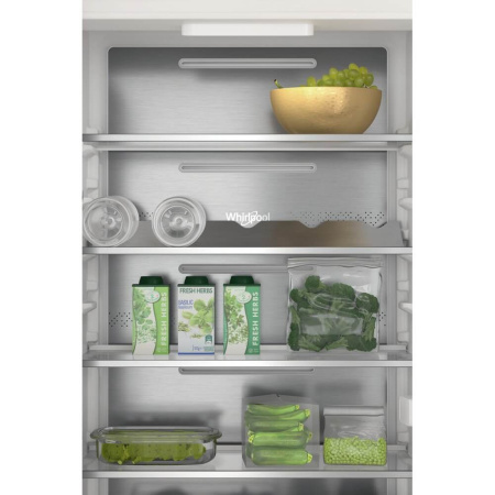 Встраиваемый холодильник Whirlpool WHC20 T352