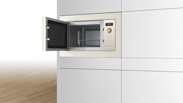 Микроволновая печь встраиваемая Bosch BEL653MP3