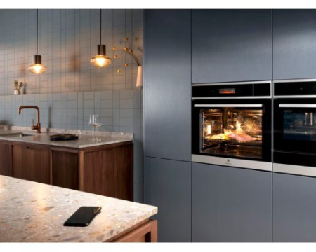 Духовой шкаф Electrolux EOB9S31WX