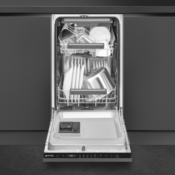 Полностью встраиваемая посудомоечная машина Smeg ST4533CIN