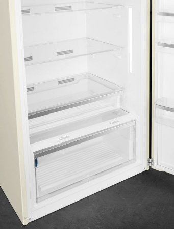 Холодильник Smeg FAB50RCR5
