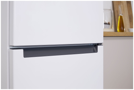 Холодильник Indesit DS 3200 W