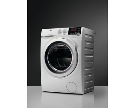 Стиральная машина AEG L7WBA60680