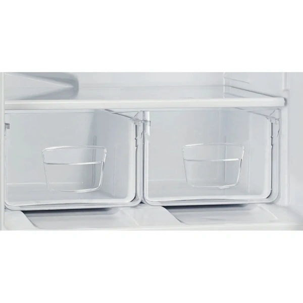 Холодильник Indesit ES 18