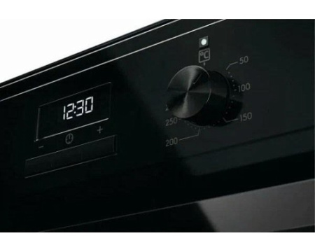 Духовой шкаф Electrolux OEM3H50