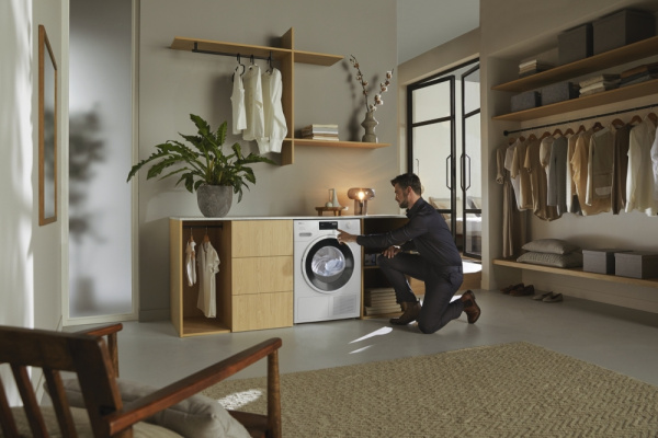 Сушильная машина Miele TSF763WP