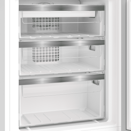 Встраиваемый холодильник Hotpoint HBT 18