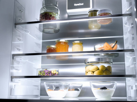 Встраиваемый холодильник Miele K 7797 C R