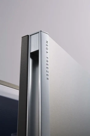 Холодильник Sharp SJXG55PMBE