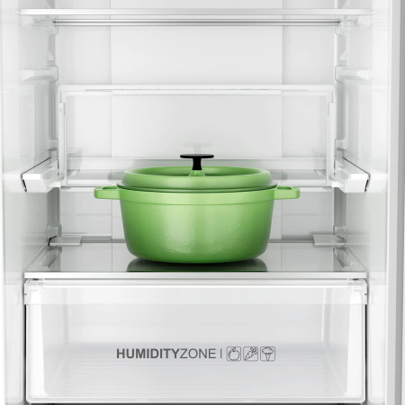 Холодильник Haier  C4F640CGWGU1