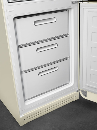 Холодильник Smeg FAB32RCR5