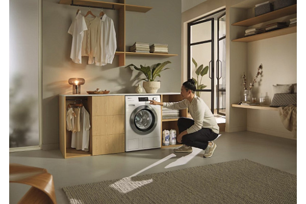 Стиральная машина Miele WEG895 WCS Chrome Edition RU