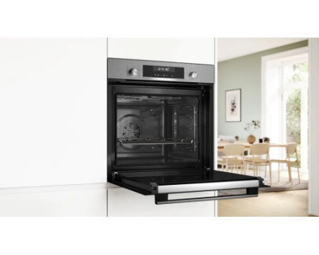 Духовой шкаф Bosch HBG578BS3