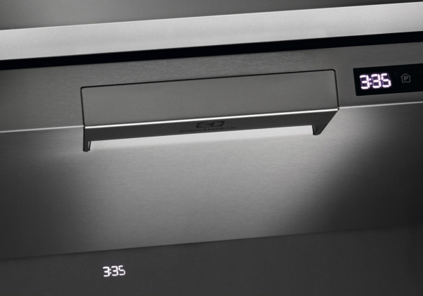 Встраиваемая посудомоечная машина Electrolux EEG88600W
