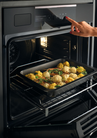 Духовой шкаф Haier HWO60SM5S9B1H