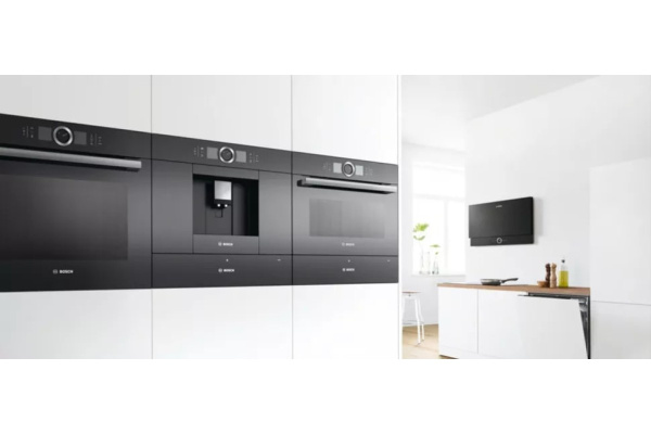 Духовой шкаф Bosch HMG8764C7