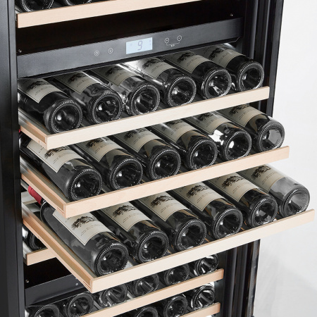 Винный шкаф Libhof Sommelier SOT-152 Black