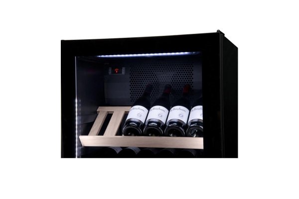 Винный шкаф Vestfrost Solutions WFG 155
