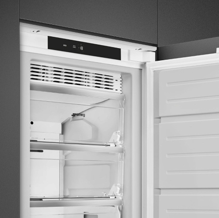Встраиваемый морозильник Smeg S9F174DND