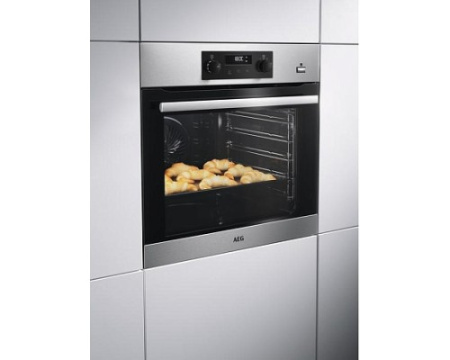 Духовой шкаф AEG BPB355020M