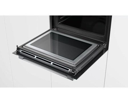 Духовой шкаф с микроволнами и паром Bosch HNG6764B6