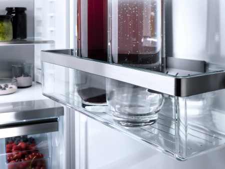 Встраиваемый холодильник Miele K7433 E