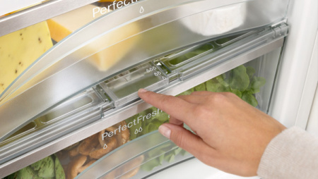 Холодильник Miele K37272iD