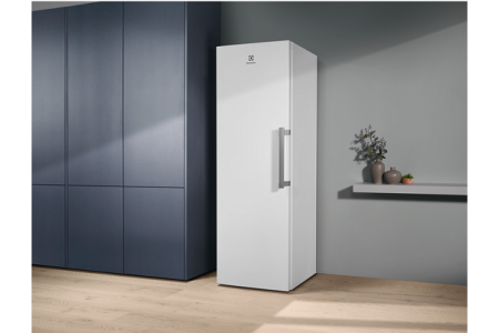 Морозильная камера Electrolux RUT5NF28W1