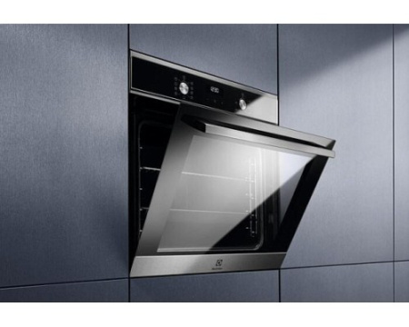 Духовой шкаф Electrolux EOF5C50BX
