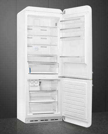 Холодильник Smeg FAB38RWH5