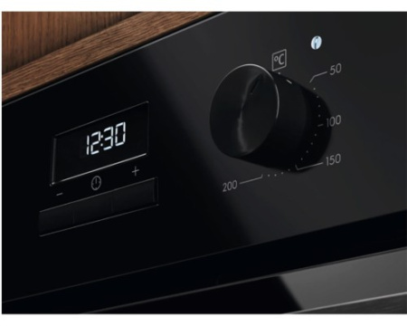 Духовой шкаф Electrolux LOH3H00BK