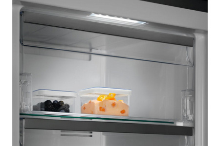 Морозильная камера Electrolux LUT 7ME28 X2