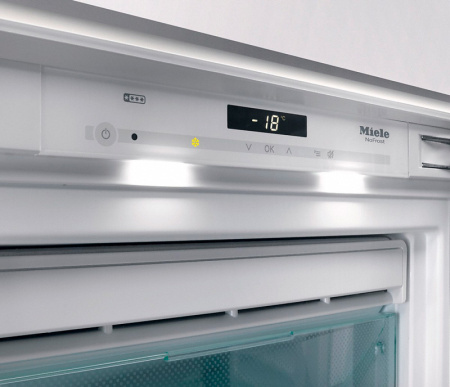 Морозильник Miele FNS 37405 i