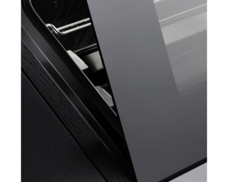 Духовой шкаф V-ZUG Combair V6000 60P черное стекло C6T-21057