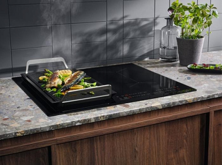 Варочная панель Electrolux CIV65440BK