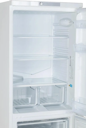 Холодильник Indesit ES 16