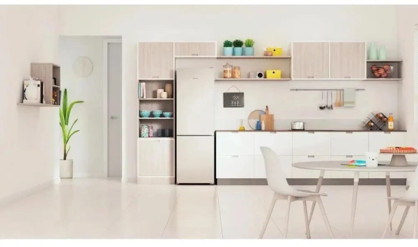 Холодильник INDESIT ITR 4180 E