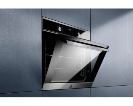 Духовой шкаф Electrolux EOF5H50BX