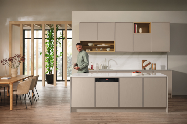 Посудомоечная машина Miele G7930 SCi чёрный
